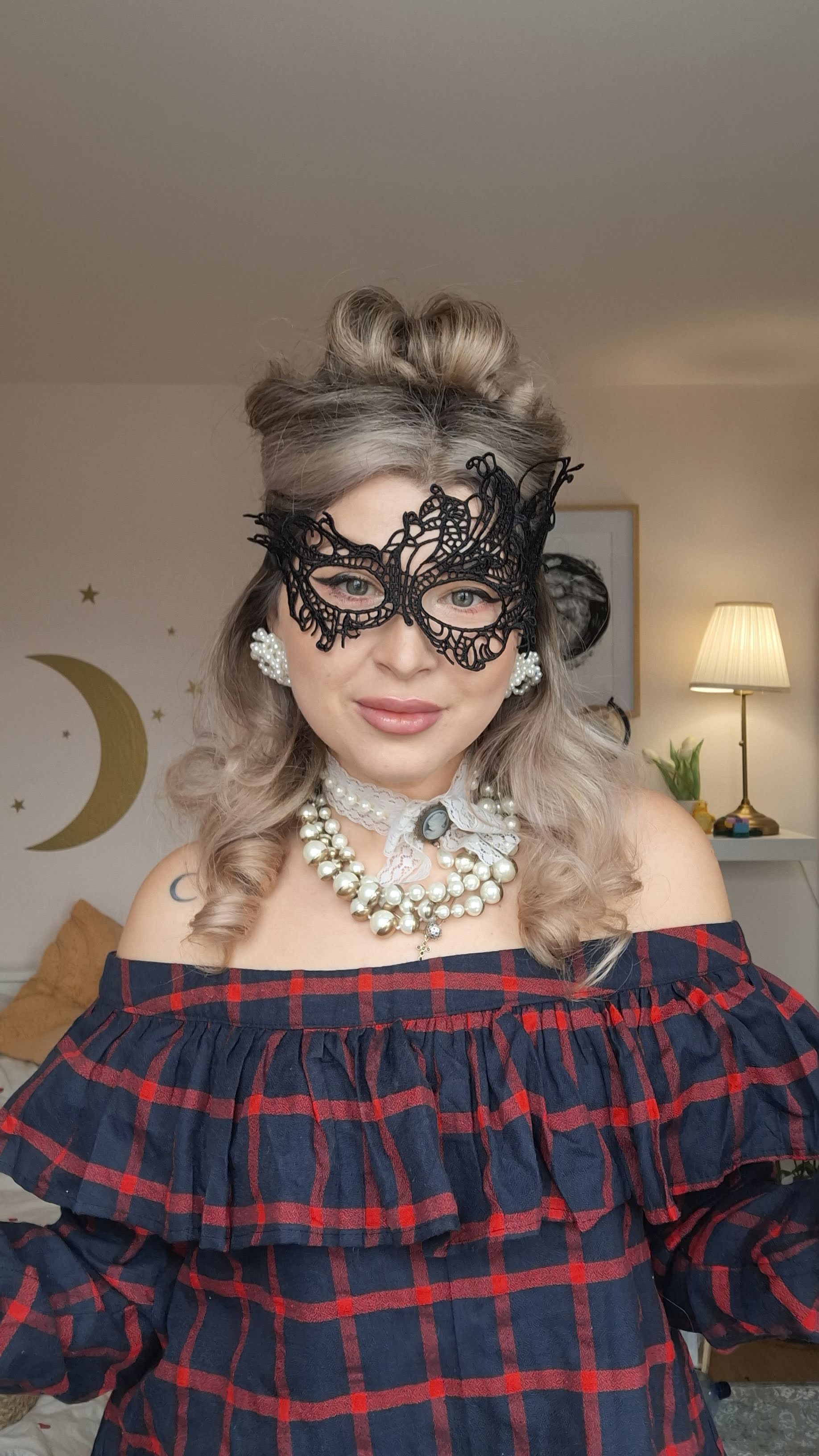 Coafura eleganta stil Bridgerton